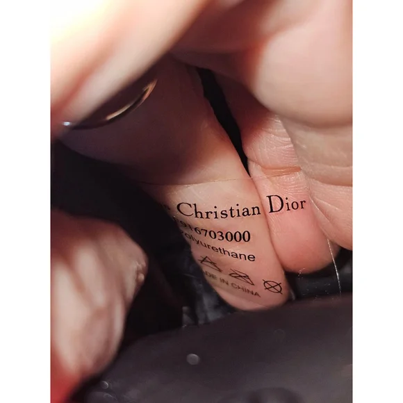 Christian Dior Red Clutch w/Crossbody Chain, Charms & Twilly Added NWOT + brush - Picture 11 of 13